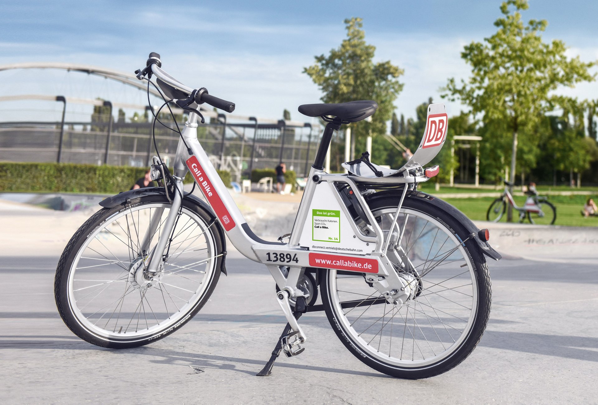 DB_Gruen_bike_ohne_Skater.jpg